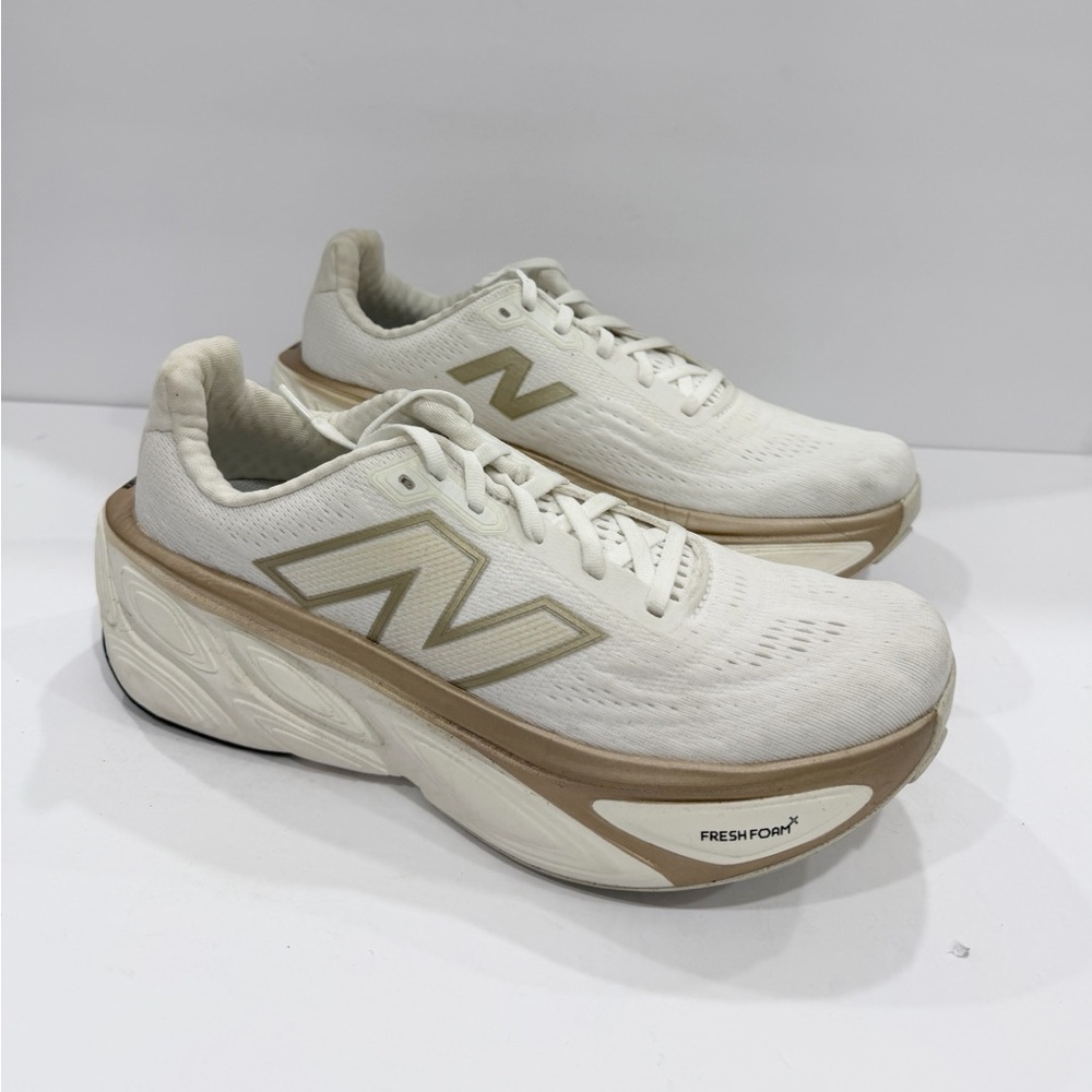 New Balance Fresh Foam X More v5 running shoes